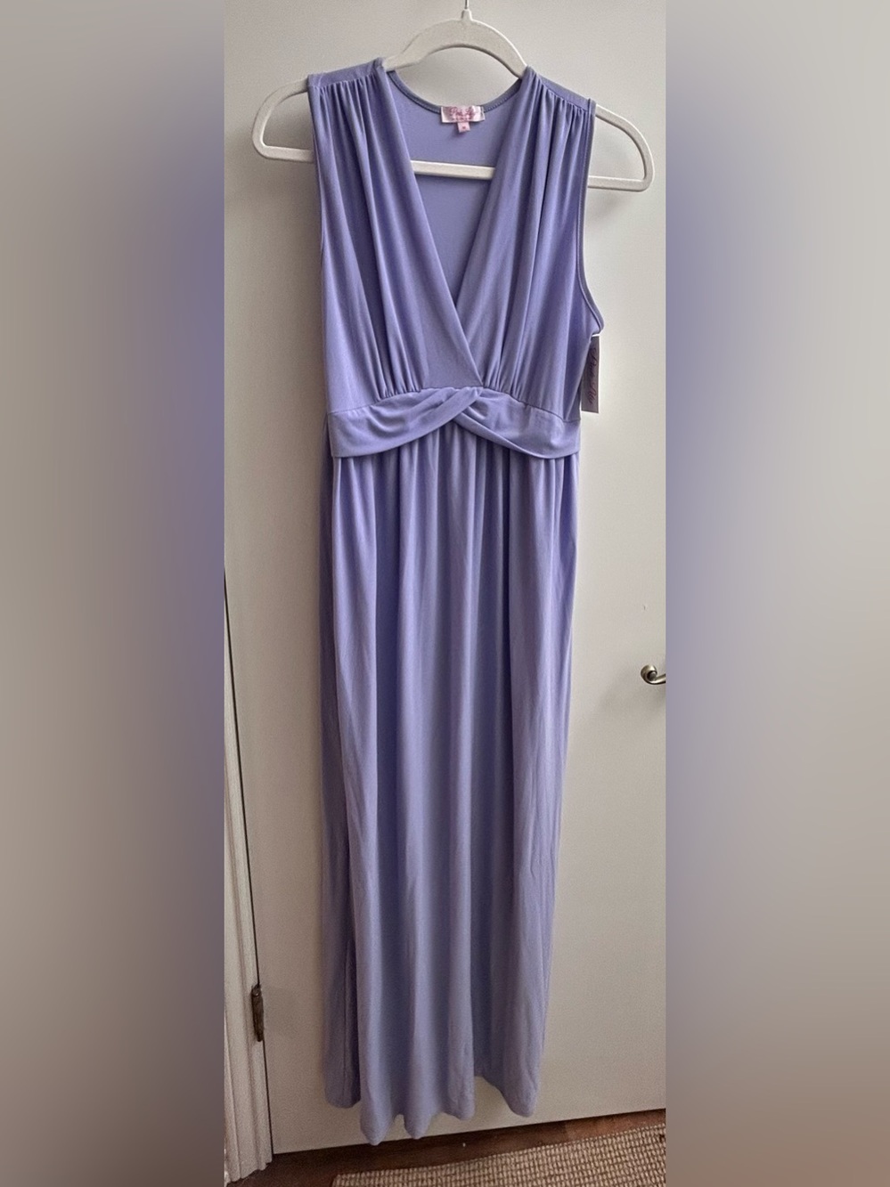 NEW Inspired to Dream Pink Lily Lavender V-Neck Maxi Dress. Size medium.